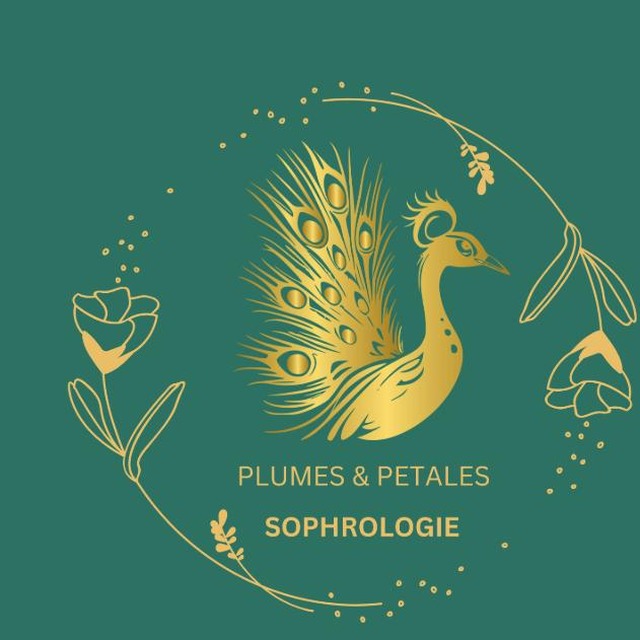 Logo Plumes & Pétales Sophrologie : un paon doré sur fond vert